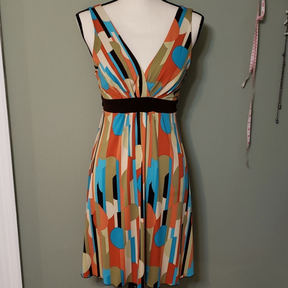 Multicolor Geometric V-Neck Sleeveless Dress